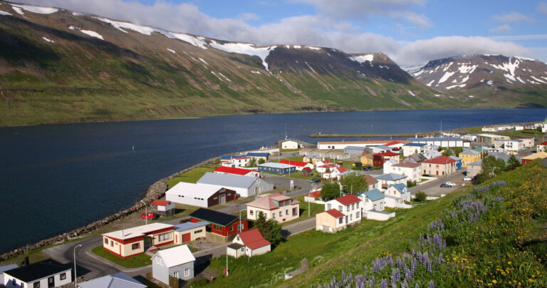 10.000 Ισλανδοί δηλώνουν έτοιμοι να φιλοξενήσουν στα σπίτια τους Σύρους πρόσφυγες