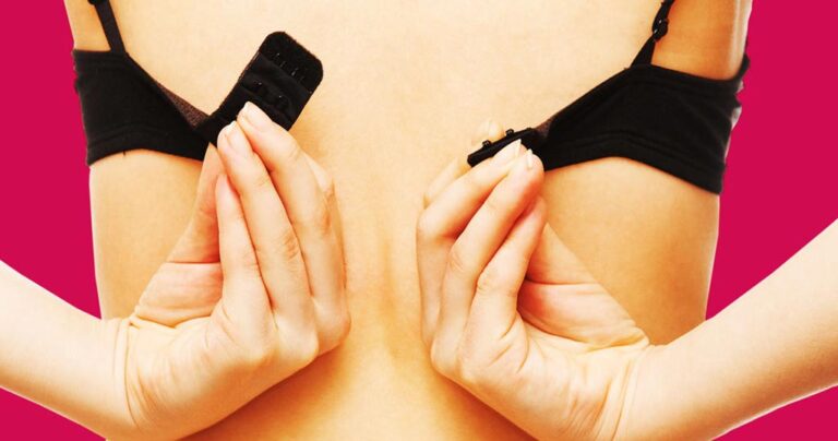 Ο τρόπος που βάζεις το πρωί το σουτιέν αποκαλύπτει πολλά για το χαρακτήρα σου