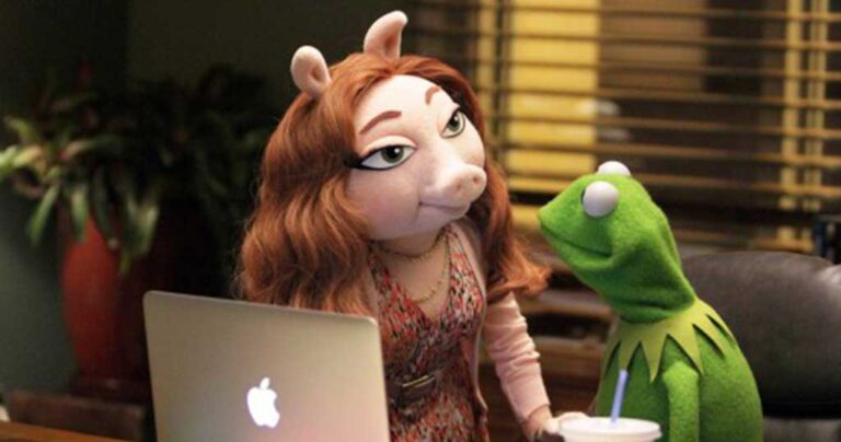 O Kέρμιτ έχει νέα αγάπη, είναι πάλι γουρούνα και είναι μελαχρινή