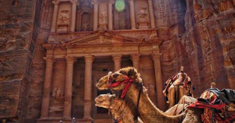 Μέρη που αξίζει να επισκεφθείτε πριν χαθούν για πάντα!