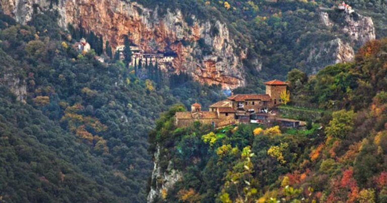 Γνωρίστε 6 από τα ομορφότερα φαράγγια της Ελλάδας!