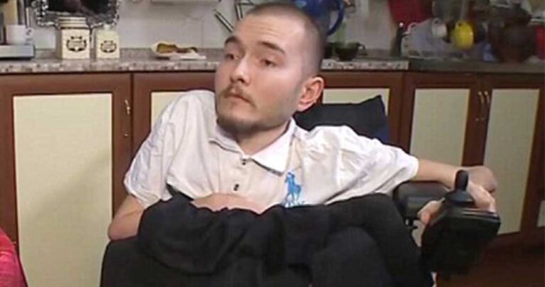 Βρέθηκε Ρώσος εθελοντής για την πρώτη μεταμόσχευση κεφαλιού στην ιστορία.