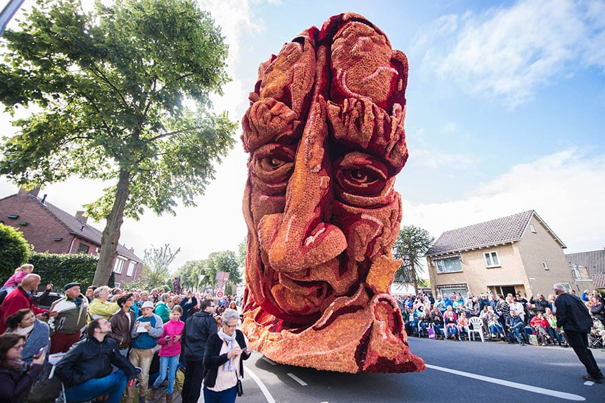 van-gogh-flower-parade-floats-corso-zundert-netherlands-17