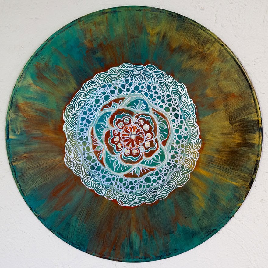 vinyl-record-mandalas-hand-painted-sara-roizen-51