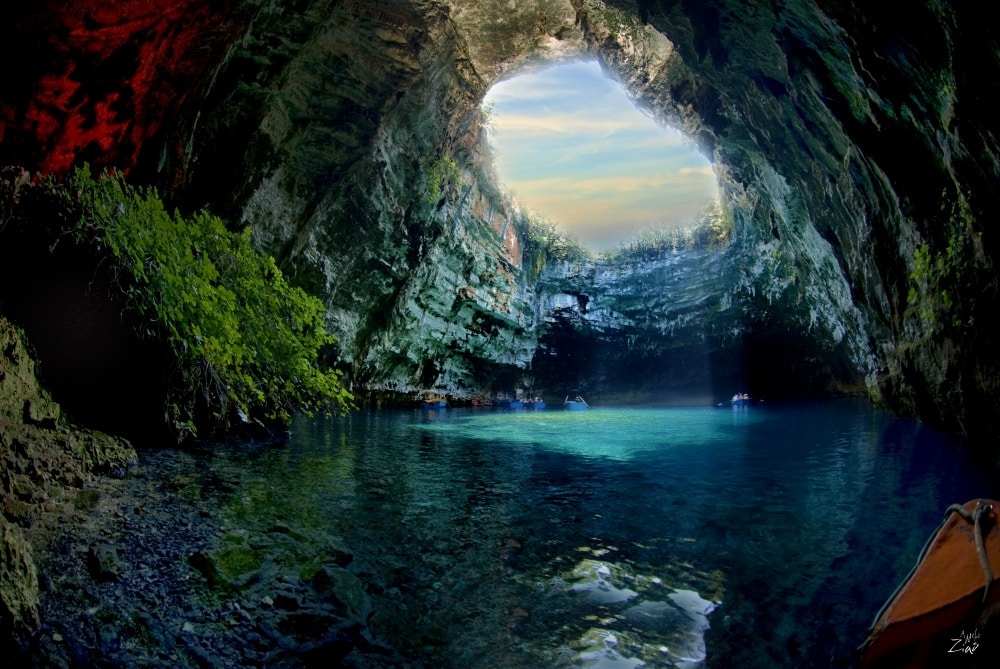 289455-R3L8T8D-1000-mellisani_cave_greece2