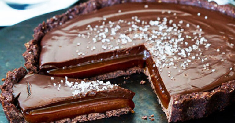 Συνταγή για την πιο υπέροχη τάρτα σοκολάτα που έχετε δοκιμάσει!