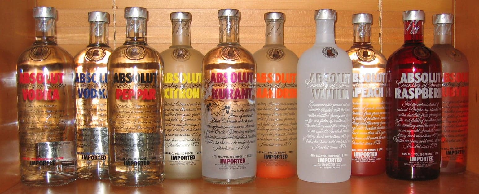 Absolut_Vodka_10_bottles