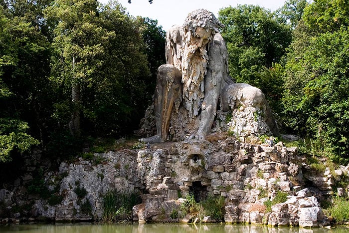 colosso-dell-appennino-sculpture-florence-italy-2__700