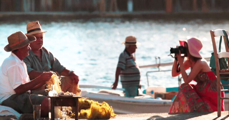 «Θέλω αποζημίωση, τα ψάρια τρομάζουν τα παιδιά μου» Τα κουφά παράπονα τουριστών στην Κρήτη!