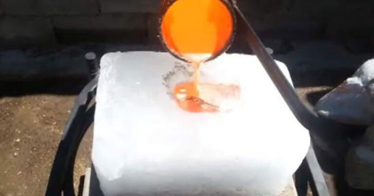 Έριξε λιωμένο χαλκό πάνω σε πάγο. Μια πολύ κακή ιδέα…