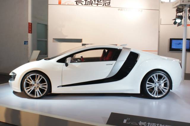 chinese_car_knockoffs_that_are_almost_identical_to_the_real_thing_640_14