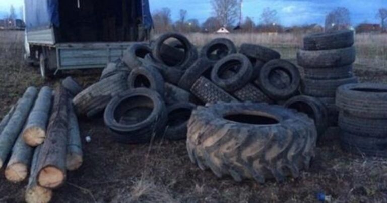 Ρώσοι έφτιαξαν αυτοσχέδιο γυμναστήριο στην ύπαιθρο!