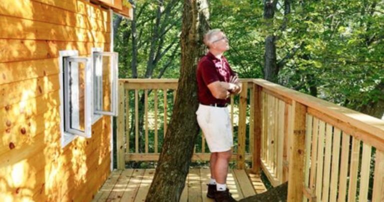 Παππούς χτίζει ένα απίστευτο δεντρόσπιτο για τα εγγόνια του!