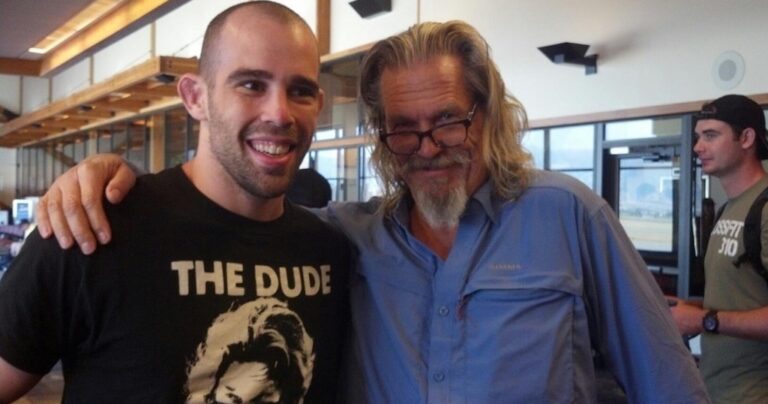 16 άνθρωποι που φόρεσαν την κατάλληλη μπλούζα την πιο κατάλληλη στιγμή!