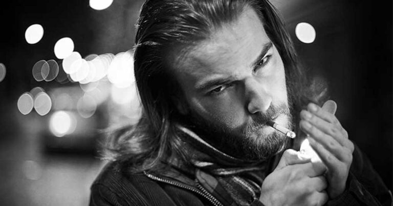 Μ’αρέσουν οι άνθρωποι που αλητεύουν ωραία στη ζωή.