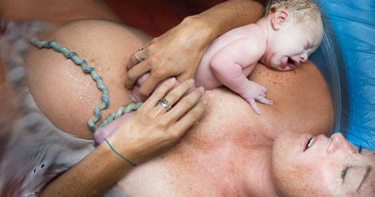 Η μαγεία του τοκετού μέσα από 12 δυνατές εικόνες. Η 11η καθηλώνει.