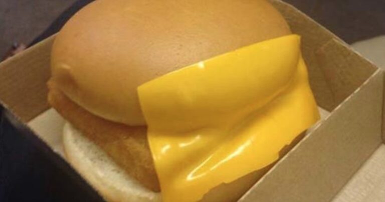 14 άτομα που μια δουλειά είχαν να κάνουν και τα έκαναν θάλασσα!