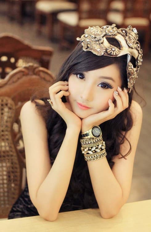 Alodia Gosiengfiao Cosplay 