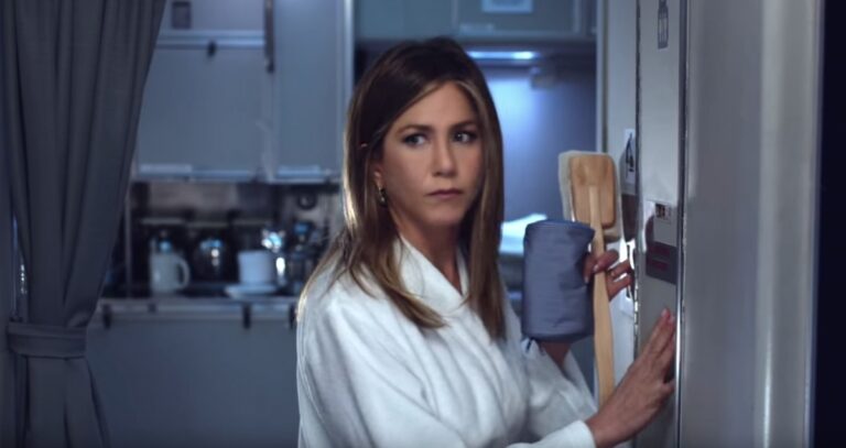 Η διαφήμιση της Τζένιφερ Άνιστον για γνωστή αεροπορική εταιρία που κάνει θραύση!