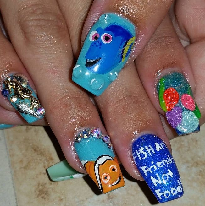 Disney-Nail-Art-Ideas-44