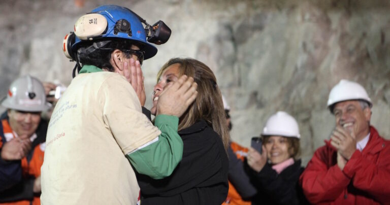20 “δυνατές” και συναισθηματικές αγκαλιές που θα σας συγκινήσουν