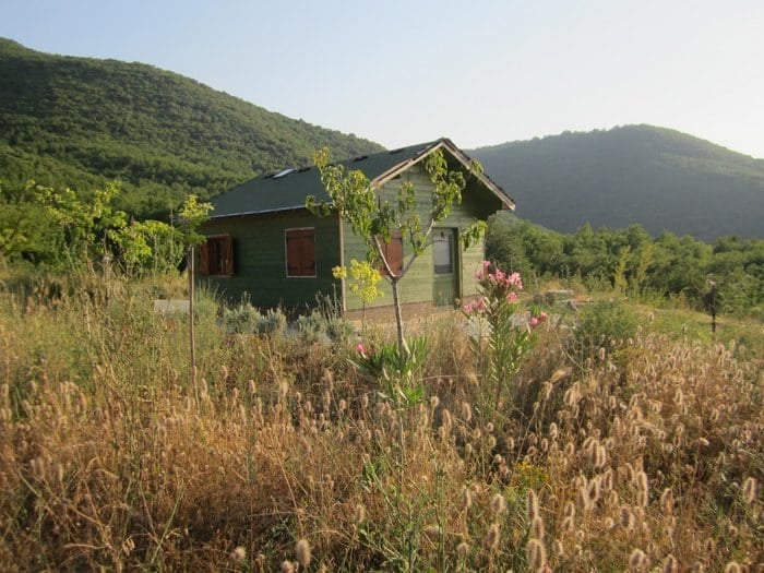 Υπάρχει ένα ανεξάρτητο ενεργειακά «οικοχωριό» 50 χιλιόμετρα από τη Θεσσαλονίκη!