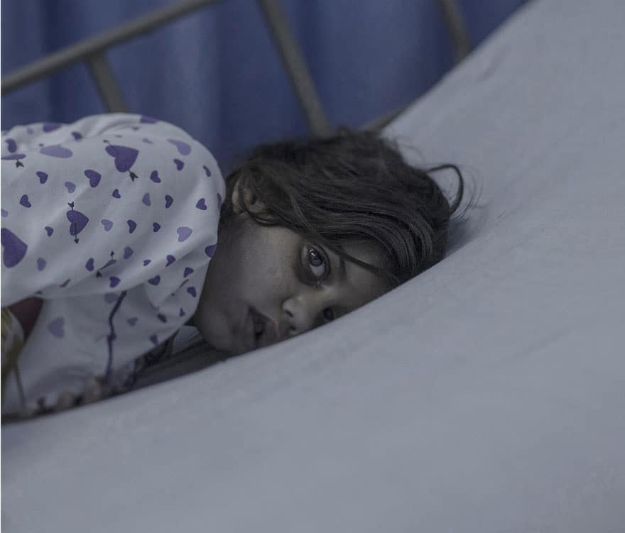 where-children-sleep-syrian-refugee-crisis-photography-magnus-wennman-19