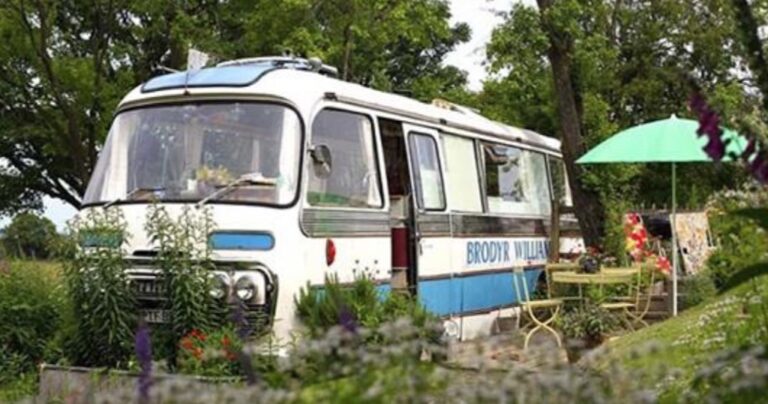 Το παλιό πούλμαν που μετατράπηκε σε σπίτι!