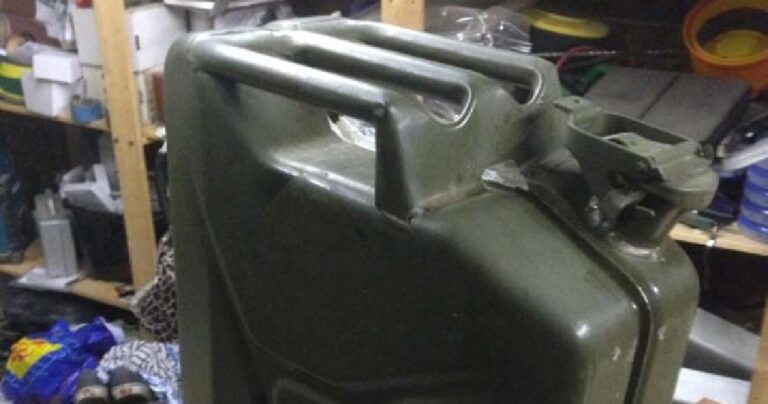 Δεν φαντάζεστε τι μπορεί να κρύβει αυτό το μπιτόνι!