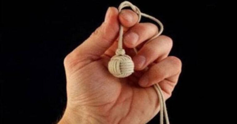 Δείτε βήμα βήμα πως μπορείτε να φτιάξετε μια κινέζικη μπάλα κόμπο.