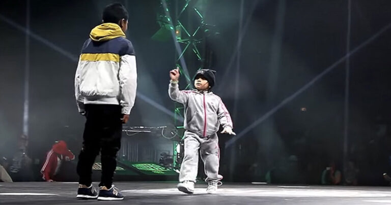 H εξωπραγματική 6χρονη που “κατέστρεψε” τον αντίπαλο της σε διαγωνισμό χορού “breakdance”!