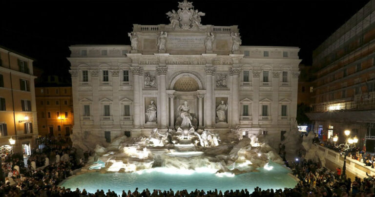 Η συγκλονιστική Φοντάνα ντι Τρέβι μετά το «λίφτινγκ» που κόστισε 2.000.000 ευρώ!