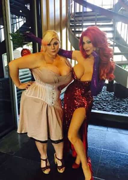 this_transgender_woman_has_spent_a_fortune_to_look_like_jessica_rabbit_640_21