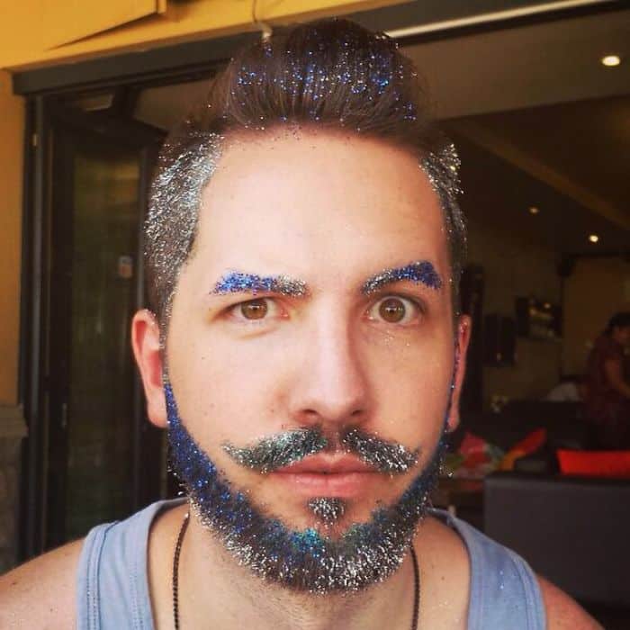 glitter-beard-trend-47__700