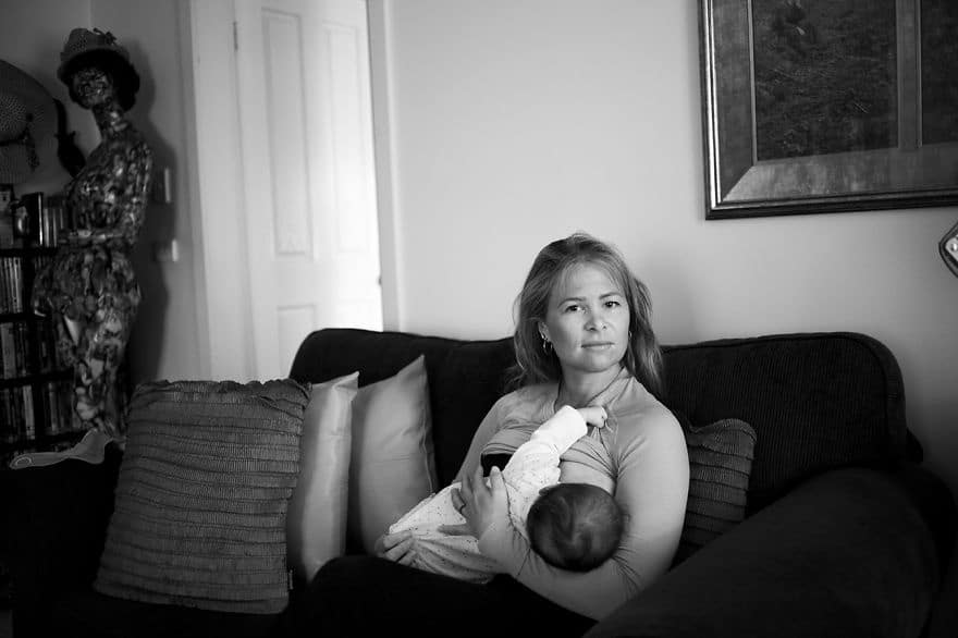 3972660-880-1447661507tired-of-staged-breastfeeding-photos-i-started-shooting-it-in-all-its-beautiful-messiness-13__880