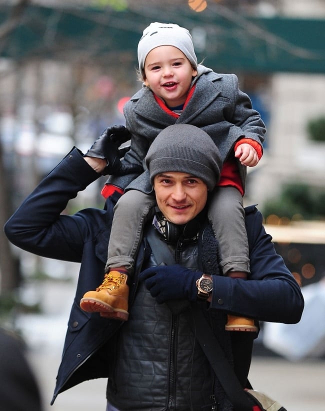 4550660-650-1448026069-5483215a11eca_-_orlando-bloom-son-s2
