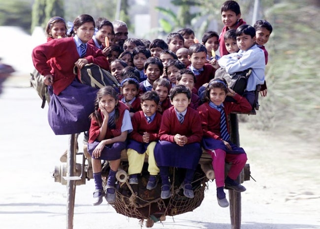 282005-R3L8T8D-650-children-going-to-school-around-the-world-55