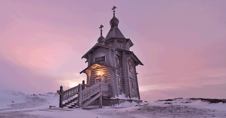 Τα 7 νοτιότερα εκκλησάκια του κόσμου