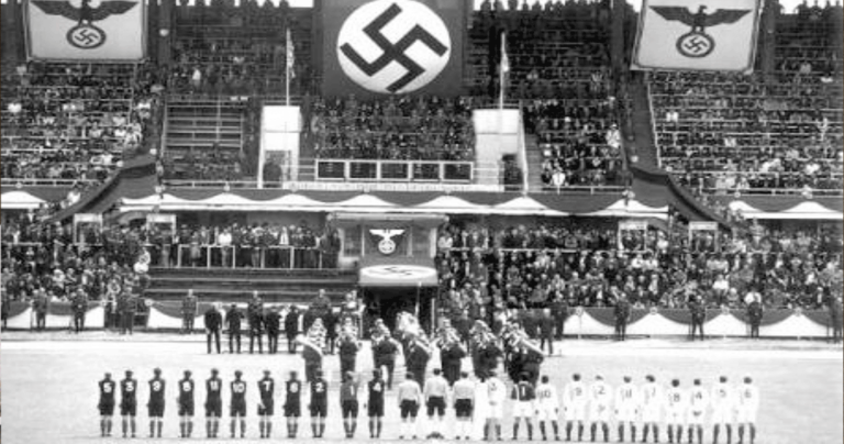 «Ή θα χάσετε ή θα πεθάνετε»: Ο θρυλικός ποδοσφαιρικός αγώνας του θανάτου