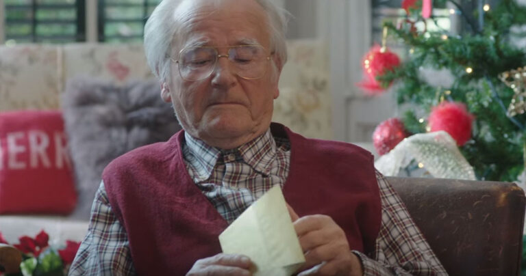 Είδαμε πολλές Χριστουγεννιάτικες διαφημίσεις, τώρα ήρθε η σειρά του Ρornhub.