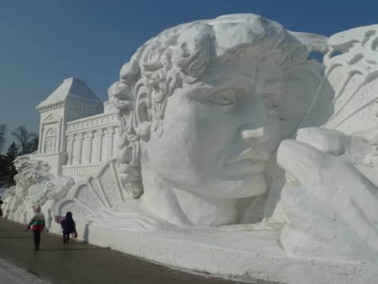 Ice_Sculpture_Ancient_Greece