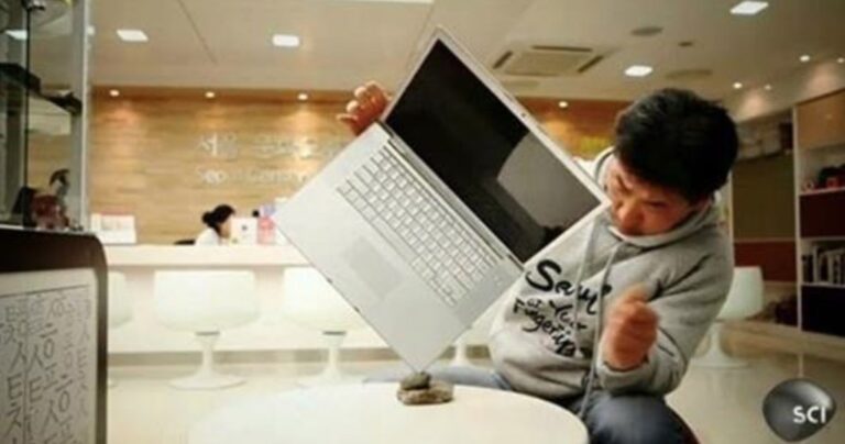 Αυτός ο άνθρωπος μπορεί να ισορροπήσει τα πάντα χωρίς πρόβλημα!