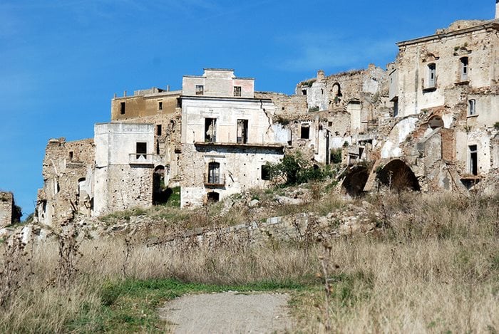 Craco: Μια Ελληνική “πόλη-φάντασμα” στην.. Ιταλία!