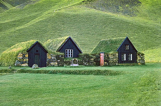 iceland-turf-homes