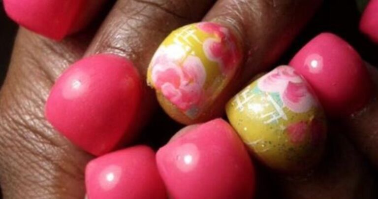 13 εξωφρενικά beauty trends που είδαμε μέσα στο 2015.