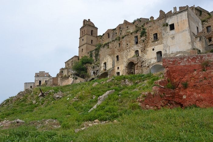 Craco: Μια Ελληνική “πόλη-φάντασμα” στην.. Ιταλία!