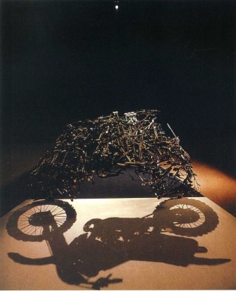 8619005-R3L8T8D-340-shadow-of-motorbike