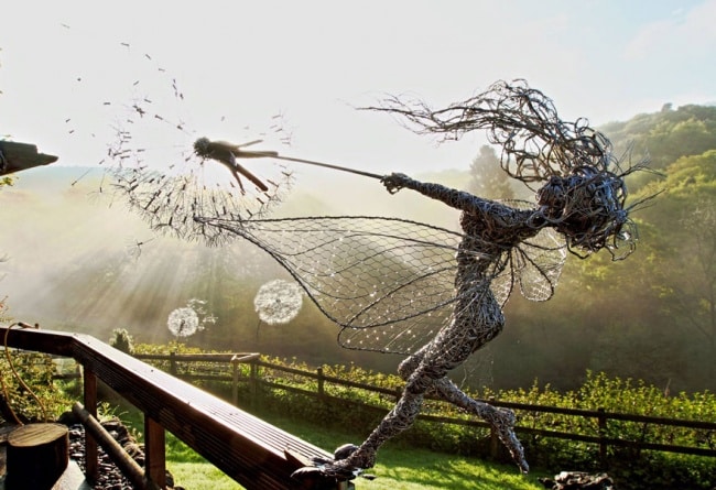 429255-650-1452089604-fantasywire-wire-fairy-sculptures-robin-wight-23