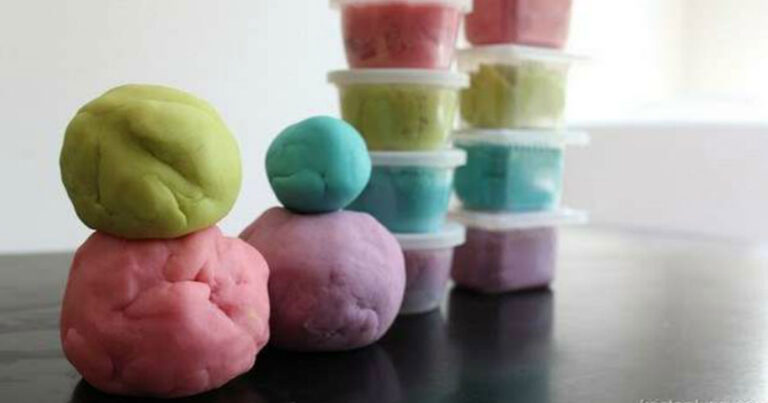 Φτιάξτε φυσική πλαστελίνη μέσα σε 10 λεπτά!