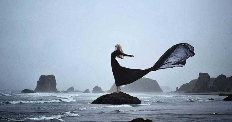 20 εντυπωσιακά σουρεαλιστικά αυτοπορτρέτα από μια απλή 20χρονη φοιτήτρια!